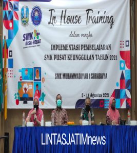 SMK MUHAMMADIYAH 1 SURABAYA ADAKAN IN HOUSE TRAINING IMPLEMENTASI PEMBELAJARAN SMK PUSAT KEUNGGULAN