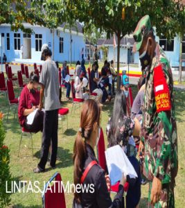 RSAU dr. Siswanto Lanud Smo Kembali Lanjutkan Vaksinasi Tahap Kedua Bagi Warga Solo dan Sekitarnya