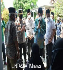 Komjen Boy Rafli Amar Kunjungi YLP Lamongan