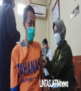 Putus Sebaran Covid-19 Dalam Tahanan, Dittahti Polda Jatim Gelar Vaksinasi