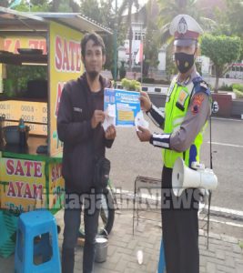 Gerak Cepat, Polres Kebumen Gencarkan Sosialisasi Aplikasi PeduliLindungi, Berikut Manfaatnya