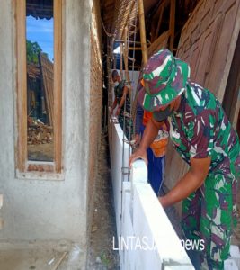 Pemasangan Diding bata Hebel, Satgas TMMD Reguler 112 Kodim 0726/Sukoharjo perbaiki RTLH milik bapak Wagiyo