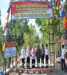 Tingkatkan Ekonomi Masyarakat TMMD Sasar Jalan Desa Bercak