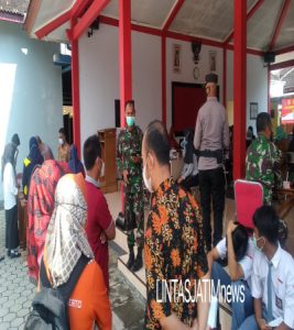 Kapten Inf Tono Turut Pantau Pelaksanaan Vaksinasi Kepada Pelajar