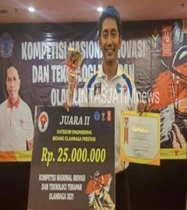 Keren! Berkat Inovasi Smart Footwork Badminton Trainer, Tim Dosen UNESA Dapat Juara dan Apresiasi dari Kemenpora