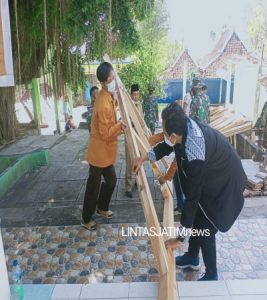 Mahasiswa Terjun langsung ke lapangan Bantu TMMD Reg 112 Kodim 0726/Sukoharjo