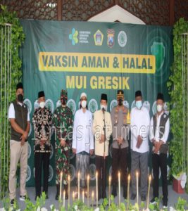 Polres Gresik Bersinergi Dengan MUI Vaksinasi Menjaga Umat