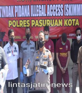 Polres Pasuruan Kota Berhasil Menangkap Dua Warga Asing Tersangka Kasus Skimming