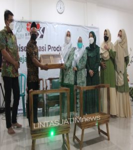 UNUSIA : Diseminasikan meja Belajar anak-anak aman Covid-19 di Kabupaten Tuban