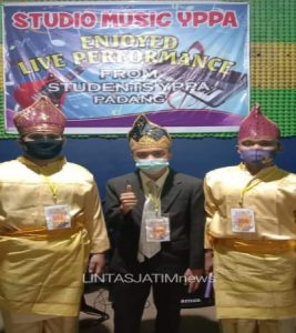 Grup Musik SLB Autisma YPPA Padang Raih Penampilan Terfavorit di Lomba Tingkat Nasional PMB UNAIR 2021