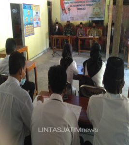 Bentuk Panitia Pengisian Perangkat Desa, Bati Tuud Wakili Danramil Turut Hadir Dalam Pelantikannya