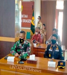 Kodim Sragen – Dandim Sragen Ikuti Zoom Meeting, Ini Penyampaikan Gubernur Jawa Tengah