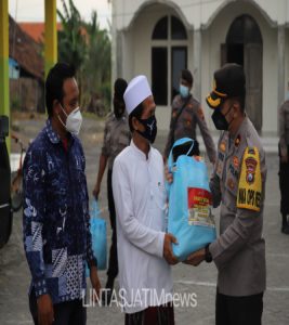 Polres Gresik Salurkan Bantuan untuk Warga dan Ponpes Terdampak Puting Beliung