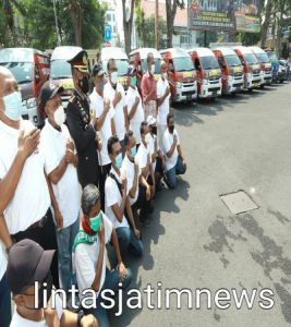 Lebih Dari 130 Ribu Dosis Diberikan Kepada Warga Surabaya Dengan Mobil Vaksin keliling