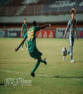 Persebaya Lanjutkan Tren Positif