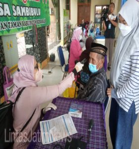 Ika Unair Sidoarjo Gunakan Pendekatan Khusus Vaksinasi Lansia