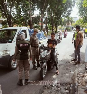 Edukasi Disiplin Prokes Terus Gaungkan di Kota Santri