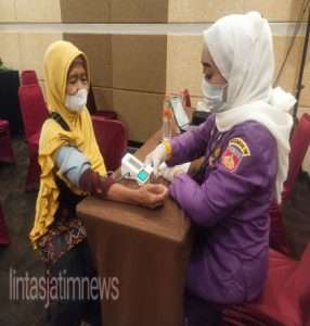 Kodim 0726/Sukoharjo laksanakan Serbuan Vaksinasi Dosis ke 2 di Hotel Fave, Solobaru, Grogol, Sukoharjo