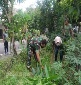 Pandemi Covid 19 Belum Usai, Babinsa Purwosari Pelopori Warganya Kerja Bakti Bersihkan Lingkungan