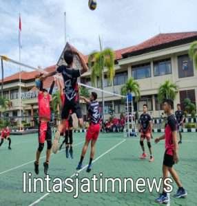 Polresta Banyuwangi Dijadikan Tempat Latih Tanding Volly Putra Karangasem Bali dan Volly Putra Banyuwangi