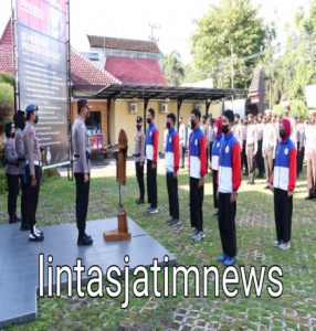 Kapolres Blitar Kota Beri Penghargaan Delapan Atlet Pencak Silat “Piala Kapolda Jatim