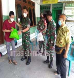 Dandim 0735/Surakarta Beri Bantuan Sosial kepada Anak Yatim di wilayah Kelurahan Nusukan