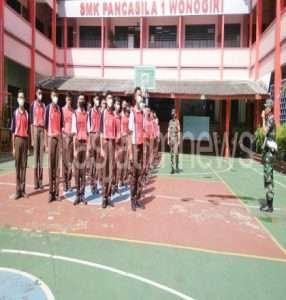 Latih LDK SMK Pancasila 1, Ini Harapan Babinsa Serka Giri