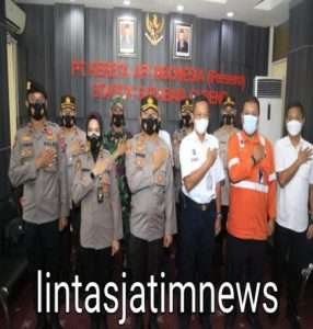 Kapolrestabes Surabaya bersama PJU Lakukan Pengecekan Gereja dan Stasiun KA jelang Nataru