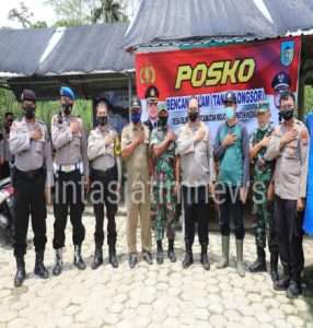 Kapolres Kediri Kota Tinjau Langsung Lokasi Bencana Banjir dan Tanah Longsor Di Desa Blimbing Mojo