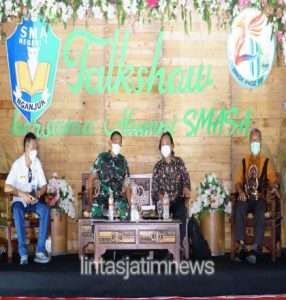 Talk Show di SMAN 1 Nganjuk, Danrem 081/DSJ Ingatkan Ancaman Disintegrasi Bangsa Saat Ini