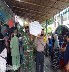 Wujud Nyata Empati, Serma Yudhi Laksanakan Takziah di Wilayah Binaan