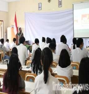 Sosialisasikan Program Kasad, Tim Kampanye Kreatif Korem 081/DSJ Beri Sosialisasi di SMA Bonaventura