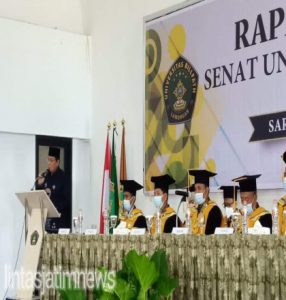 Wisuda Perdana  Universitas Bilfath, Inilah Pesan Kepada Para Wisudawan