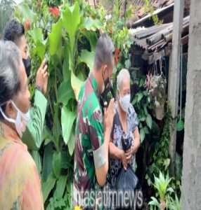 Door To Door, Dandim 0735/Surakarta Berikan Bantuan Sembako Kepada Warga Terdampak Covid-19