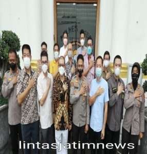 Kapolrestabes Surabaya  Inisiasi  Pertemuan Lintas Agama Jelang Perayaan Imlek 2573