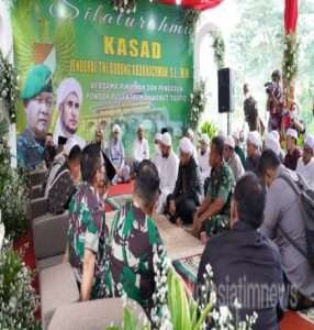 Kasad Silaturahim Ke Ponpes Anwarut Taufik dan Darullughah Wadda’wah