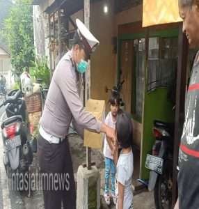 ‘Sapa Saya’ Program Satlantas Polres Batu Berbagi Kepada Anak Yatim Piatu