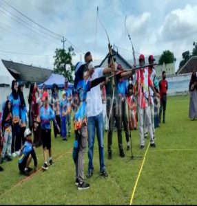 Wakil Bupati Karanganyar Sambangi Atlet Cabor Panahan Ardadedali Archery Club