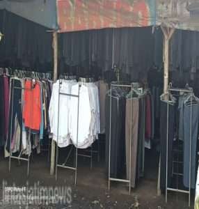 Pasar Babebo Pusat Baju Bekas di Jember
