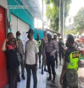 Ajak Masyarakat Taati Prokes, Tim Gabungan Pamor Keris Polres Blitar Kota Gencarkan Patroli