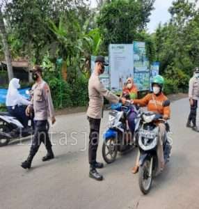 Masih Banyak Ditemukan Warga Abai Prokes, Puluhan Masker Habis dalam Beberapa Menit