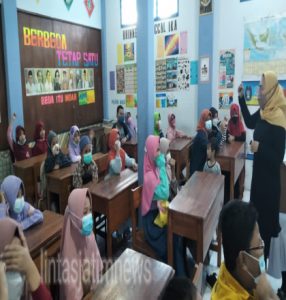 MIM 25 SURABAYA, Cetus Gerakan Pendongeng dan Penulis Seribu Berkarya