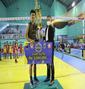 Final Kejurkab Bola Piala Kapolres, Juara Pertama Diraih oleh Ivos dan Voppik