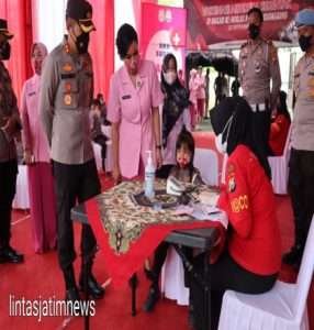 Kejar Herd Immunity, Polres Bojonegoro bersama Yayasan Kemala Bhayangkari Cabang Bojonegoro Gelar Vaksinasi Anak
