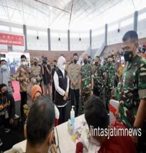 Percepat capaian target, Forkopimda Jatim Cek gelaran Vaksinasi serentak di Magetan