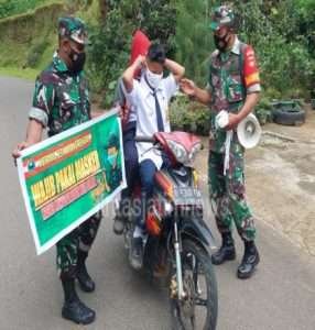 Perangi Penyebaran Covid 19, Anggota Koramil Gelar Gakplin Protkes