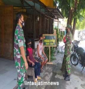 Pengawasan penerapan PPKM Level II, Anggota Koramil Tanon tetap lakukan Patroli