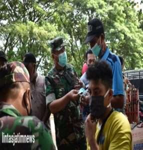 Pedagang pasar Hewan nglangon sragen antusias ikuti vaksin Kodim Sragen