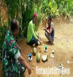 Jaga Hubung Baik, Babinsa Koramil 0801/08 Tulakan Lakukan Komsos