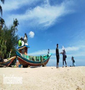 Pantai Kelapa Tuban, Menawarkan Keseruan